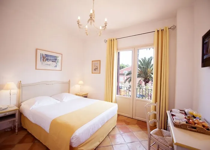 Hotel La Bastide Du Port - De Charme 4*