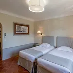 ホテル La Bastide Du Port - De Charme