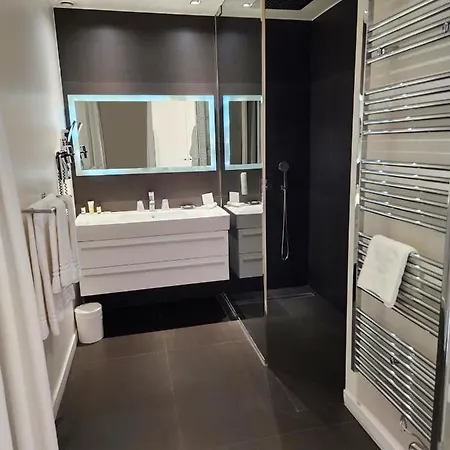 Hotel La Bastide Du Port - De Charme