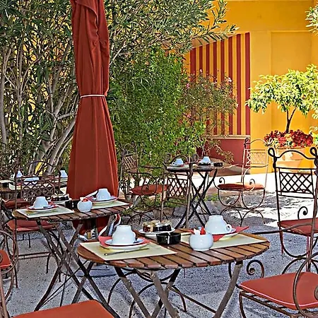 Hotel La Bastide Du Port - De Charme 4*