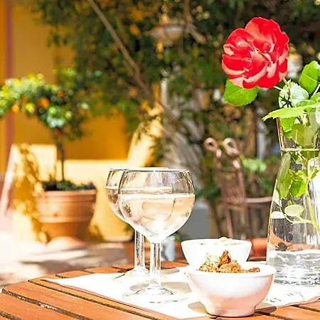 La Bastide Du Port - De Charme Hotel