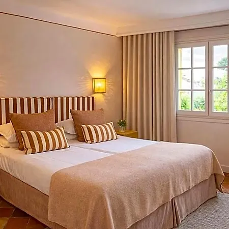 Hotel La Bastide Du Port - De Charme