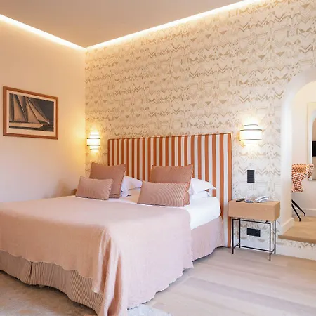 Hotel La Bastide Du Port - De Charme