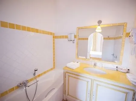 Szálloda La Bastide Du Port - De Charme 4*