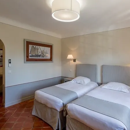 Hotel La Bastide Du Port - De Charme