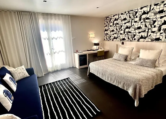 Hotell La Bastide Du Port - De Charme Saint-Tropez