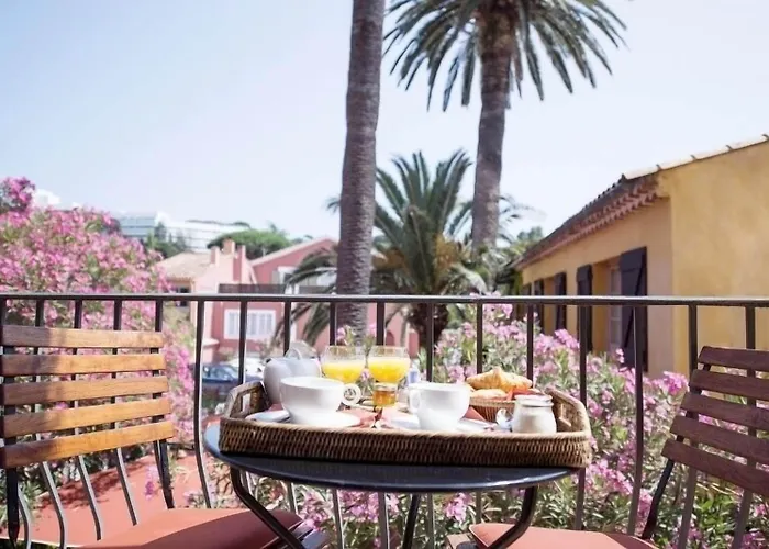 Hotell La Bastide Du Port - De Charme 4*